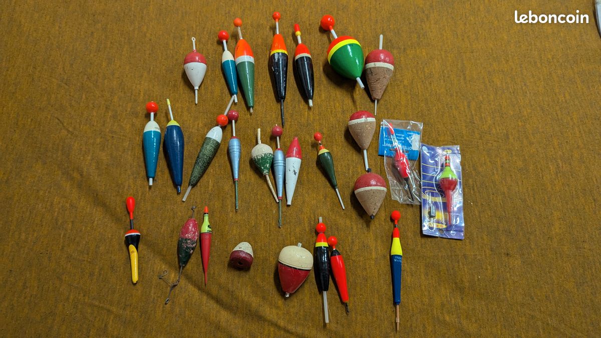 Lot De 3 Anciens Flotteurs De Pêche En Plumes D'oie - Bouchons Traditionnels, état Correct