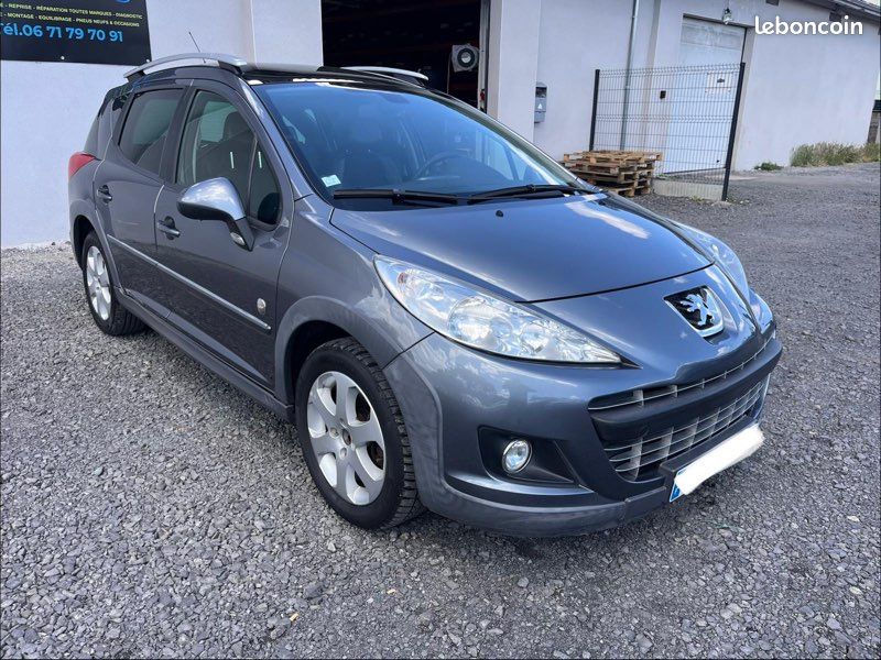 Peugeot 207 SW OUTDOOR 1.6 HDI 90cv , TOIT PANO CLIM AUTO REGULATEUR (image 4)