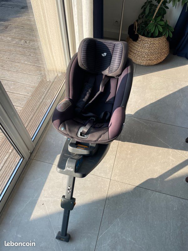 Siège auto bébé isofix de la naissance à 105cm i-anchorFix de Joie (image 1)