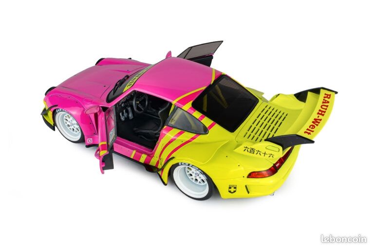 Porsche RWB pink 1/18 Solido (image 2)