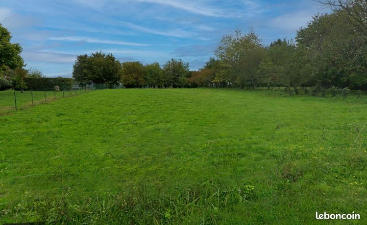 Terrain 2 226 m² Saint Priest Les Fougeres