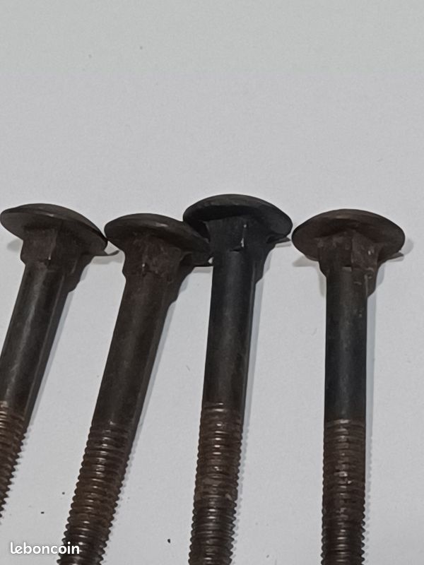 Lot De 8 Boulons Tête Ronde Acier Zingué, L.30 X Diam.6 Mm Standers Lot De 8 Boulons Tête Ronde Acier Zingué, L.30 X Diam.6 Mm Standers