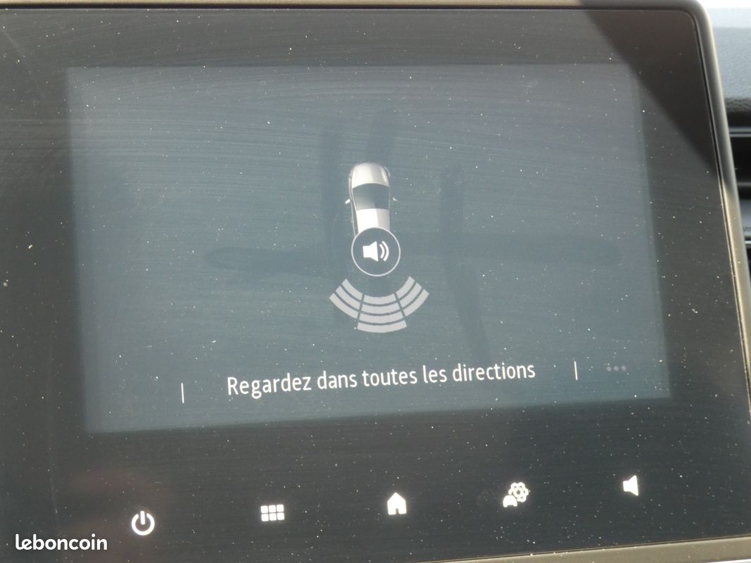 RENAULT CAPTUR TCe 90 Business (image 18)