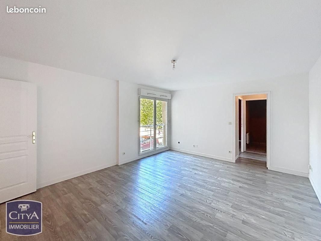 Appartement 2 pièces 51 m² · à Charleville-Mézières · 51 m² · 94 000 €