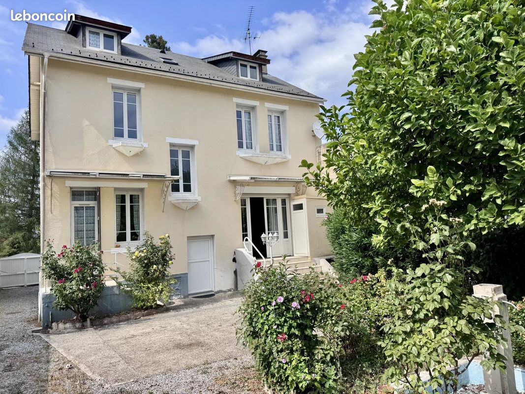 Maison 7 pièces 150 m² · à Bagnères-de-Bigorre · 150 m² · 215 000 €