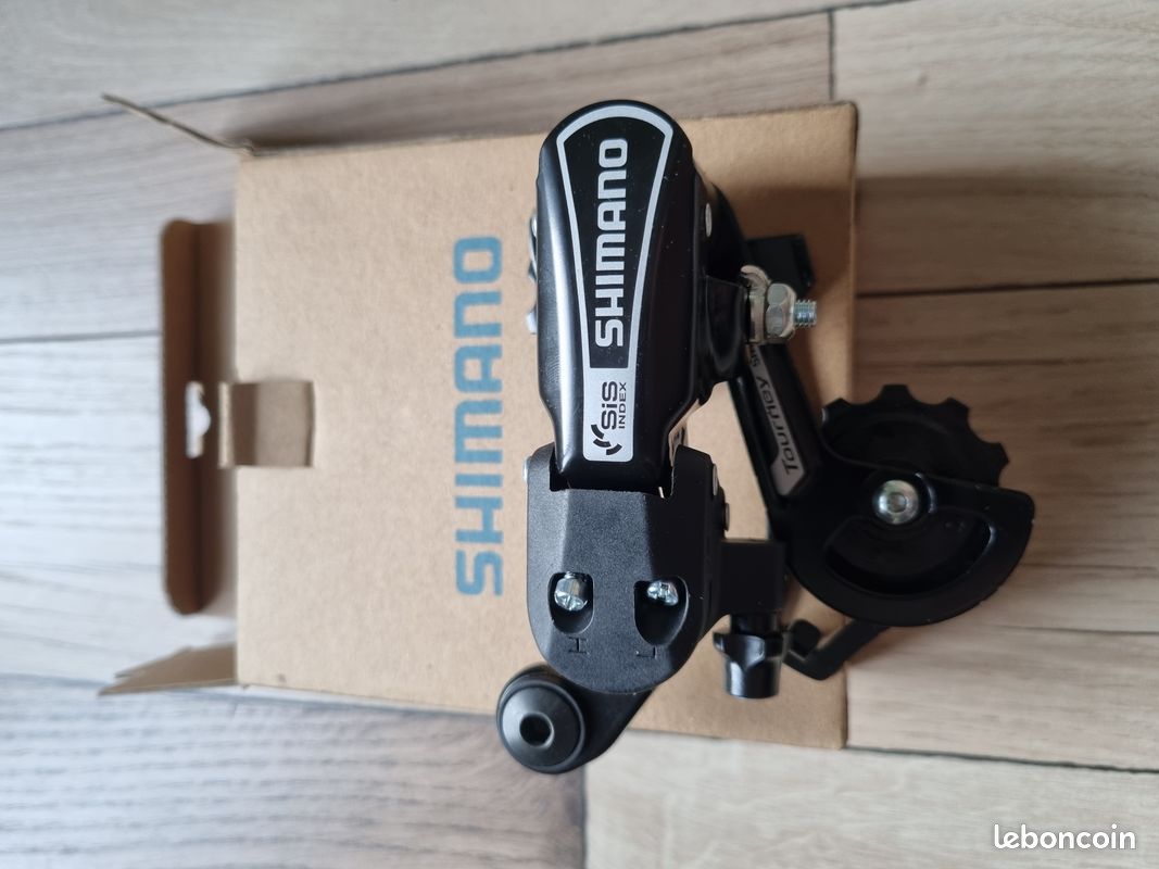 Dérailleur Arrière Shimano Tourney - 12 Vitesses, Medium Cage, Alu - NEUF