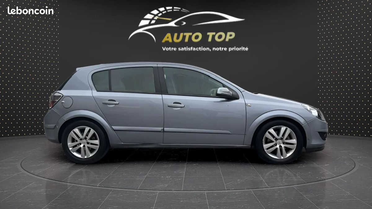Opel ASTRA 1.7 CDTI110 COSMO ECOF 5P (image 7)