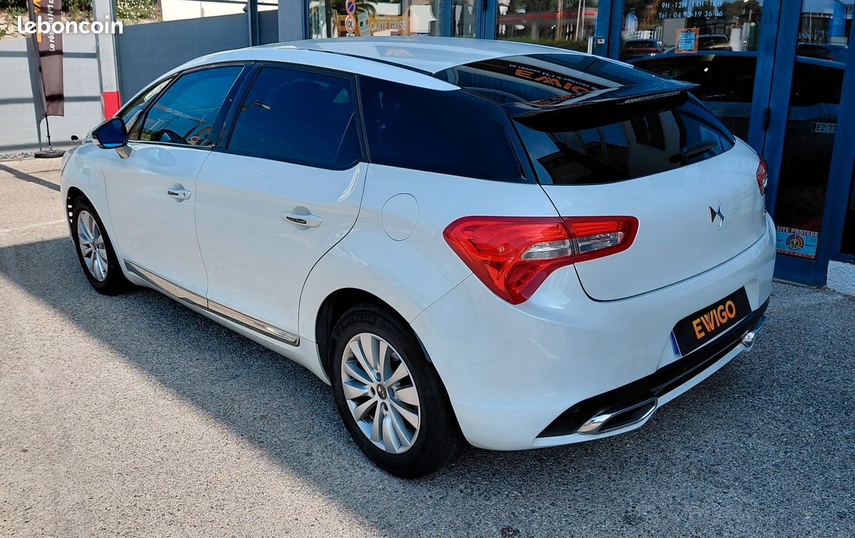 DS DS 5 1.6 BLUEHDI 120CH BECHIC BVA APPLE CARPLAy (image 18)
