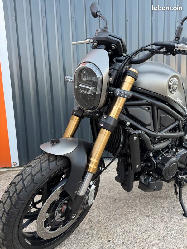Moto Scrambler Benelli Leoncino 800 Garantie 5 ans (image 5)