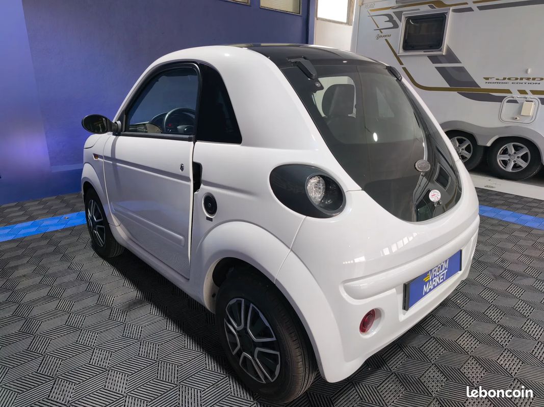 MICROCAR Due 0.5 D Initial - 2025 - Boîte auto - SANS PERMIS - (image 3)