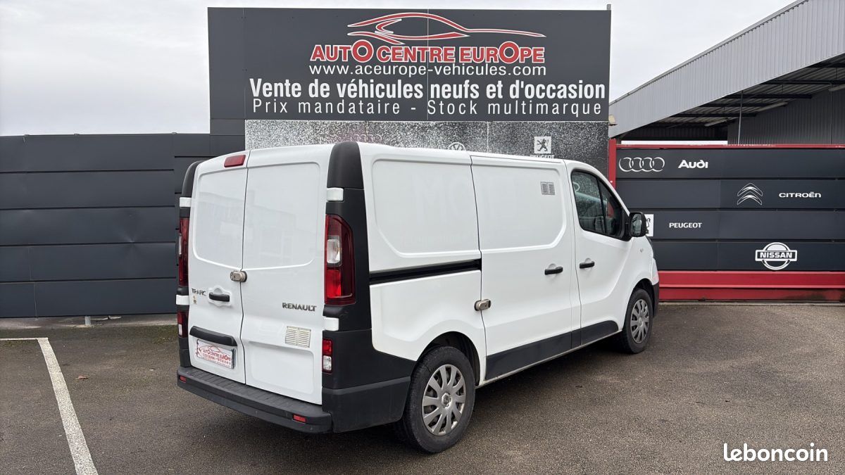 Renault trafic l1h1 1200 1.6 dci 95 confort 2020 (image 6)