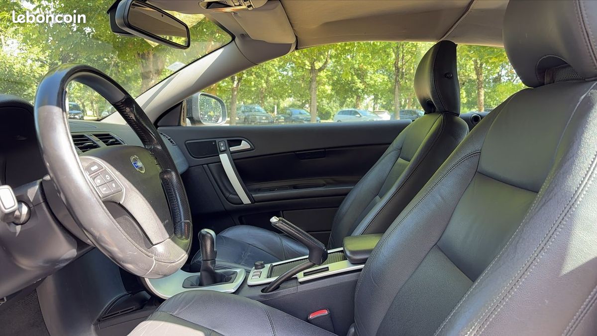 Volvo C70 Cabriolet 2.0 D3 150 Cote Ouest (image 27)