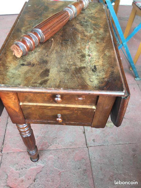 Table de nuit (image 2)