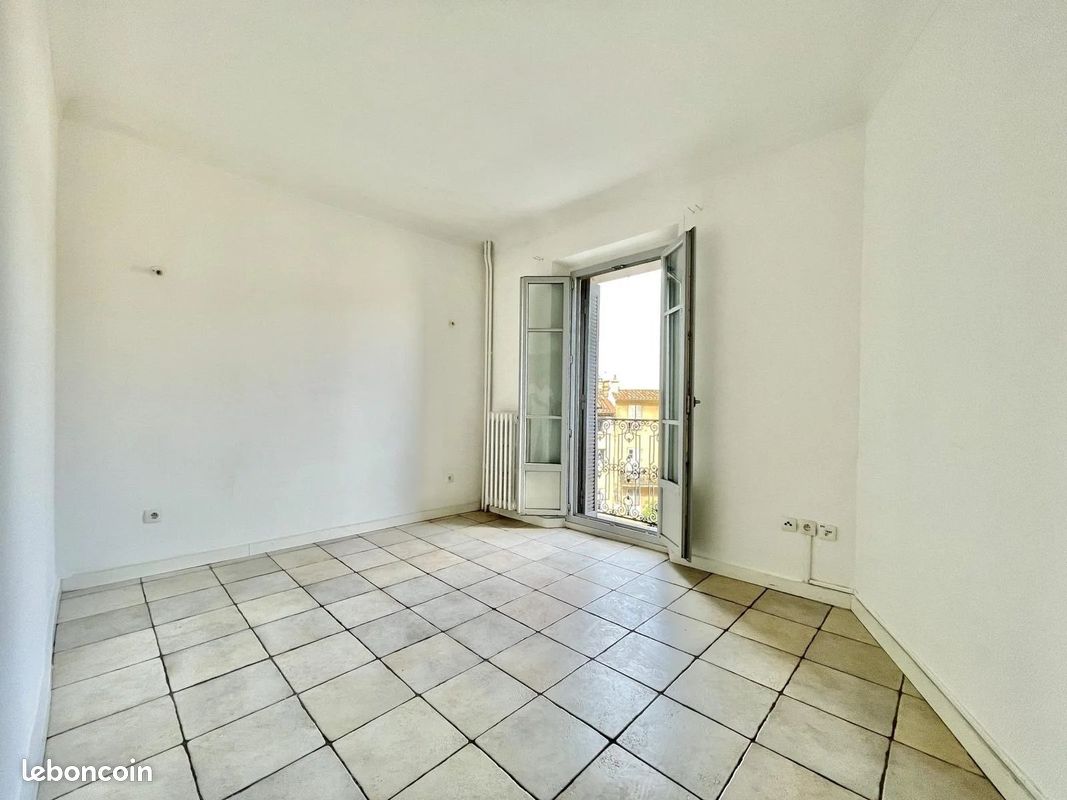 Appartement 2 pièces 52 m² · à Grasse · 52 m² · 119 000 €