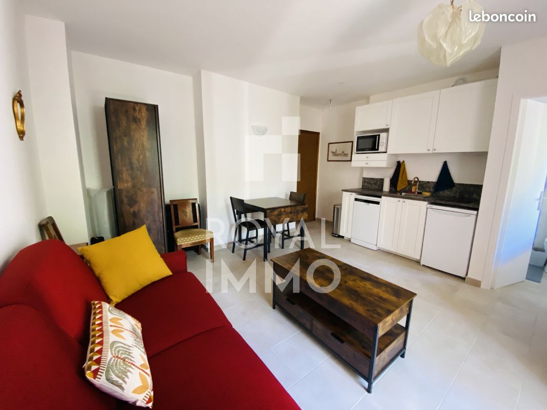 Appartement 1 pièce 21 m² · à Toulon · 21 m² · 650 €