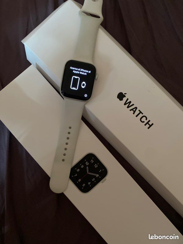 Montre appel Watch SE (image 1)