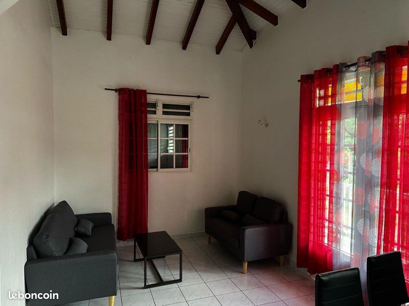 Maison 4 pièces 120 m² · au Moule · 120 m² · 1 100 €/mois