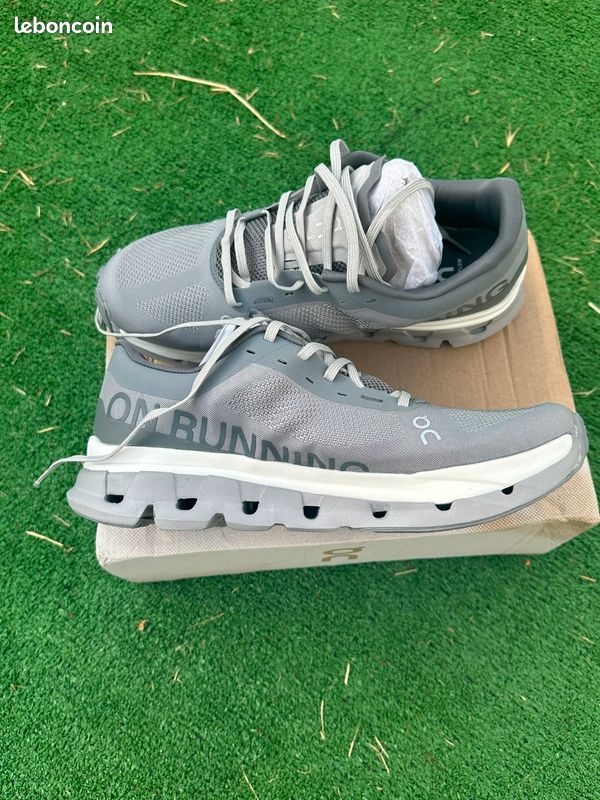 Chaussure On Cloudflow 5 neuves taille 43 (image 4)