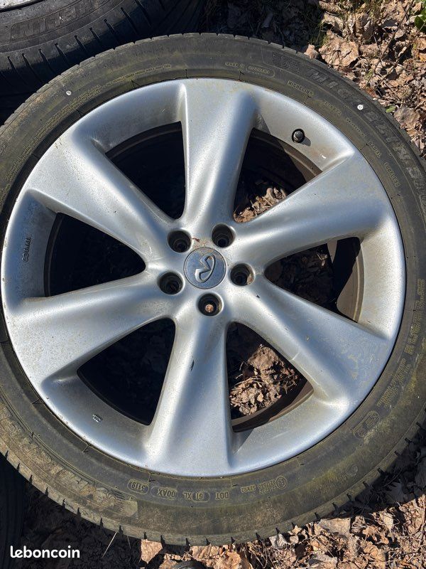 4 jantes infiniti 21 pouces +4 pneus (image 2)
