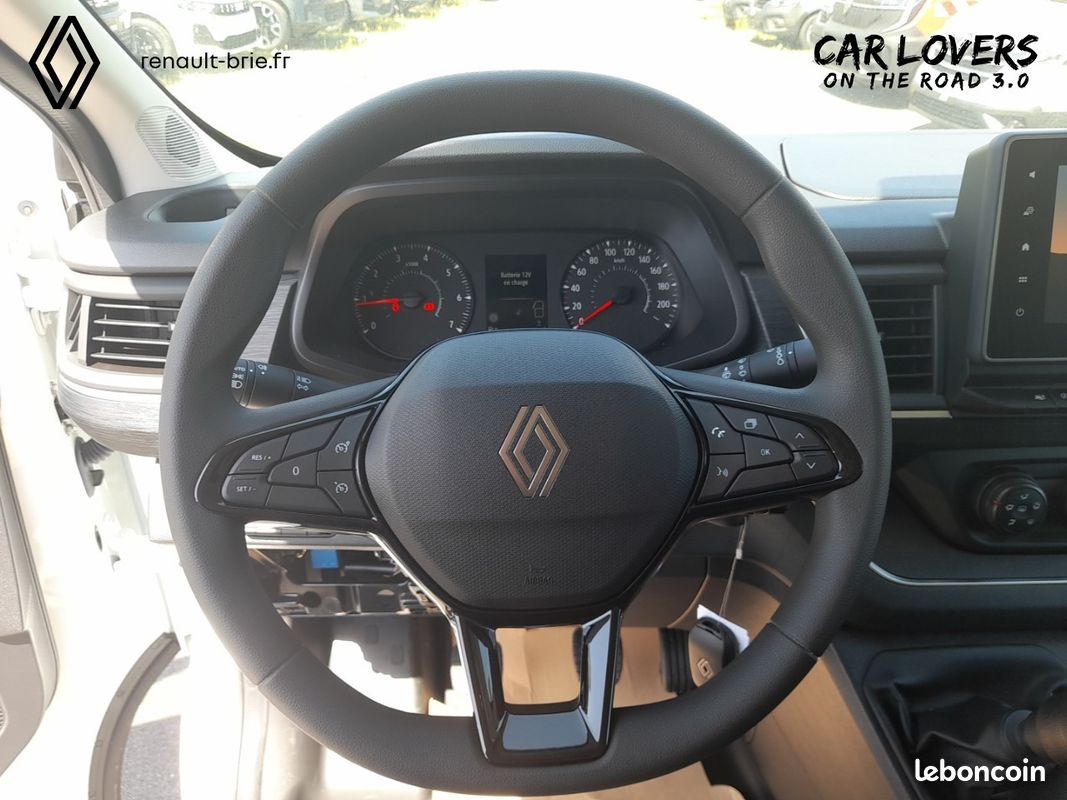 Renault trafic fg blue dci 130 l1h1 3t gsr2 advance (image 10)