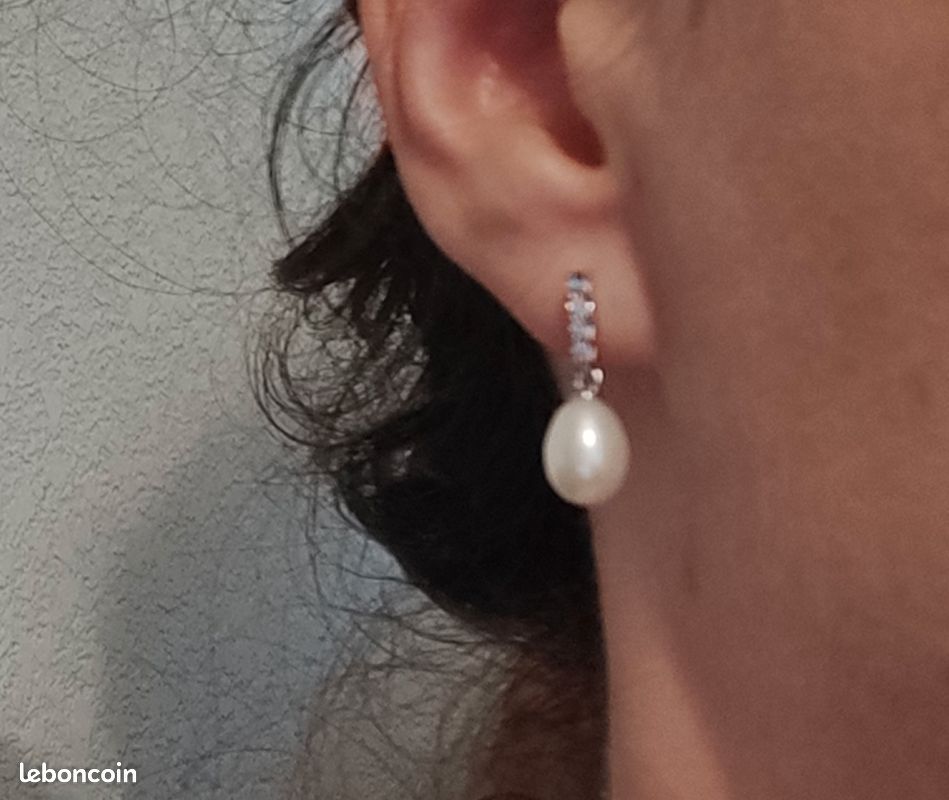 Boucle d'oreille (image 2)