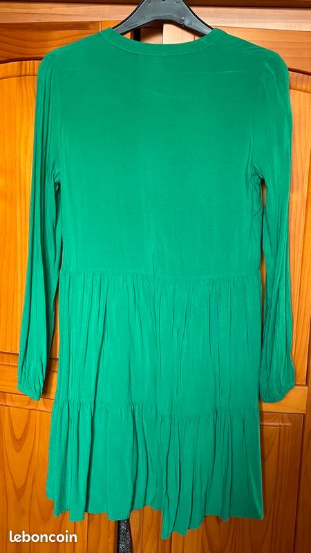 Jolie robe (image 2)