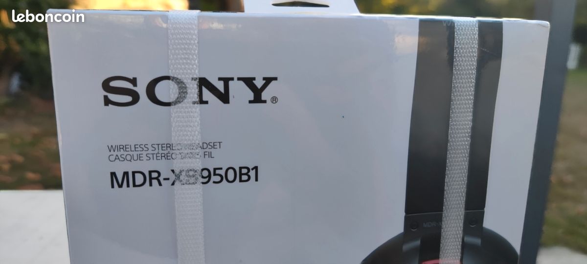 Superbe casque bluetooth Sony MDR XB950B1 Extra bass neuf encore sous blister (image 3)