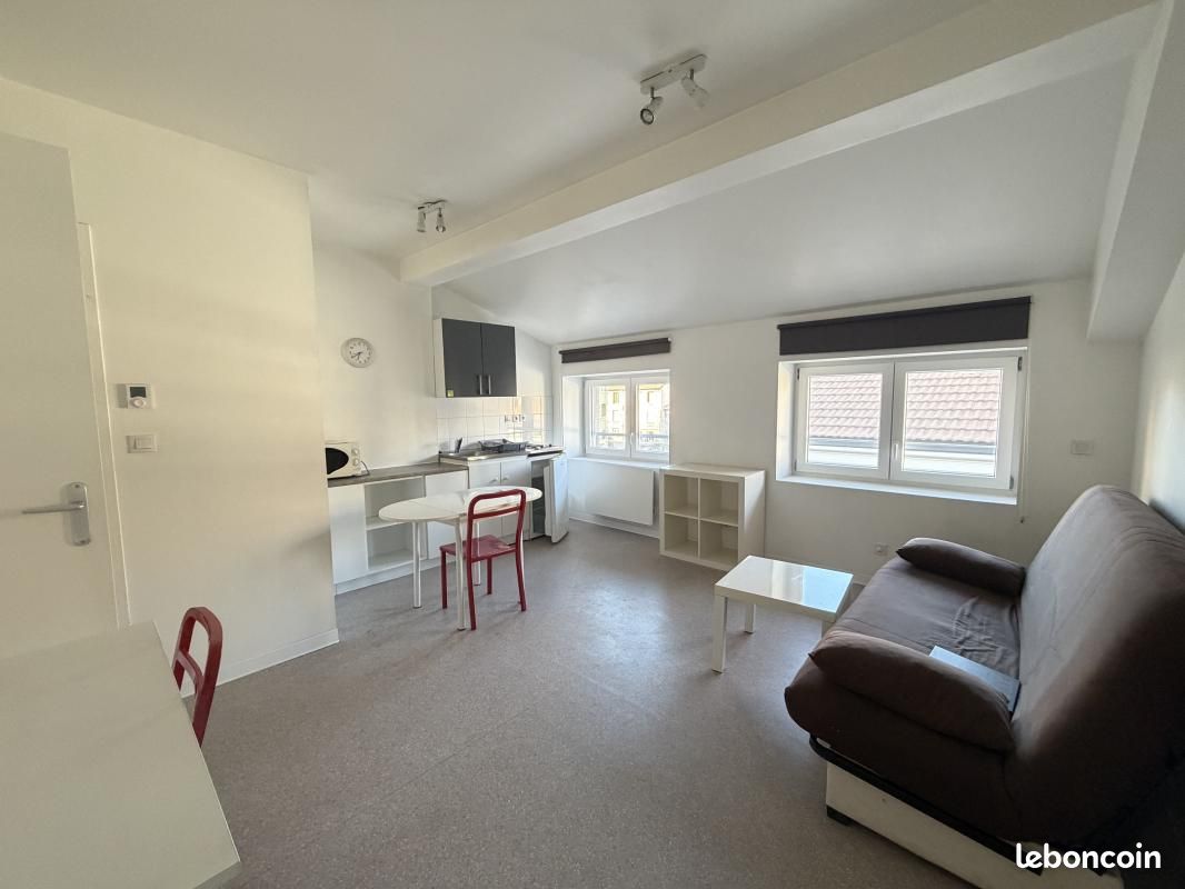 Appartement 1 pièce 21 m² · à Saint-Étienne · 21 m² · 355 €