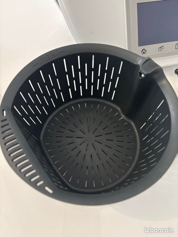 Thermomix TM5 avec clé cookido et découpe légumes (image 8)