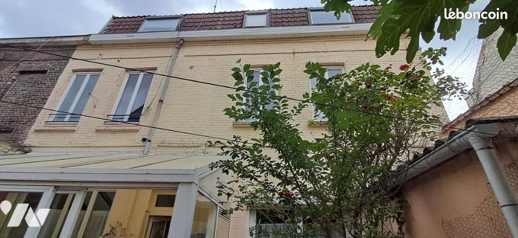 Immeuble 215 m² · à Tourcoing · 215 m² · 230 000 €