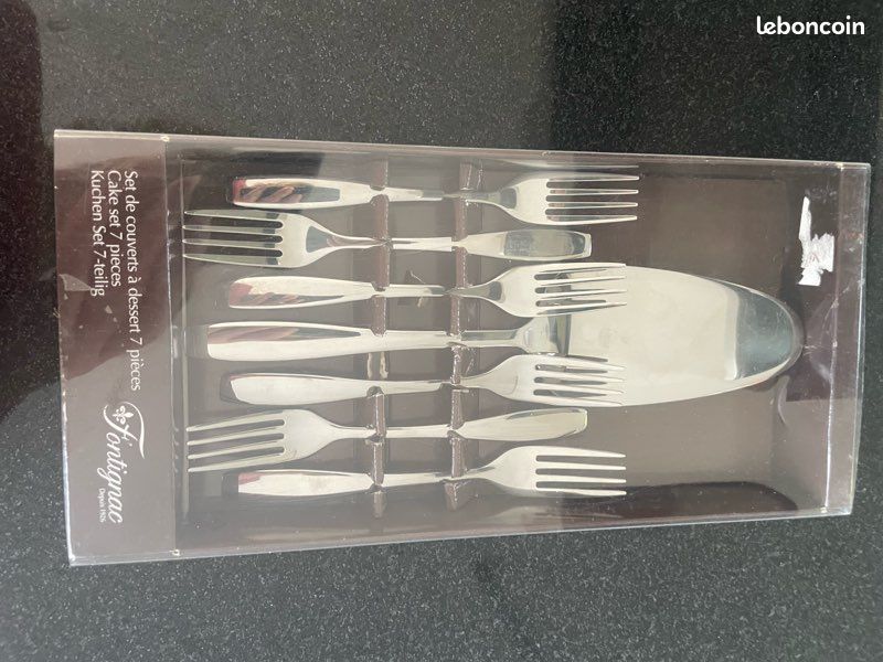 Set de couverts 4 pièces . FONTIGNAC . Cuisiner coe Top Chef