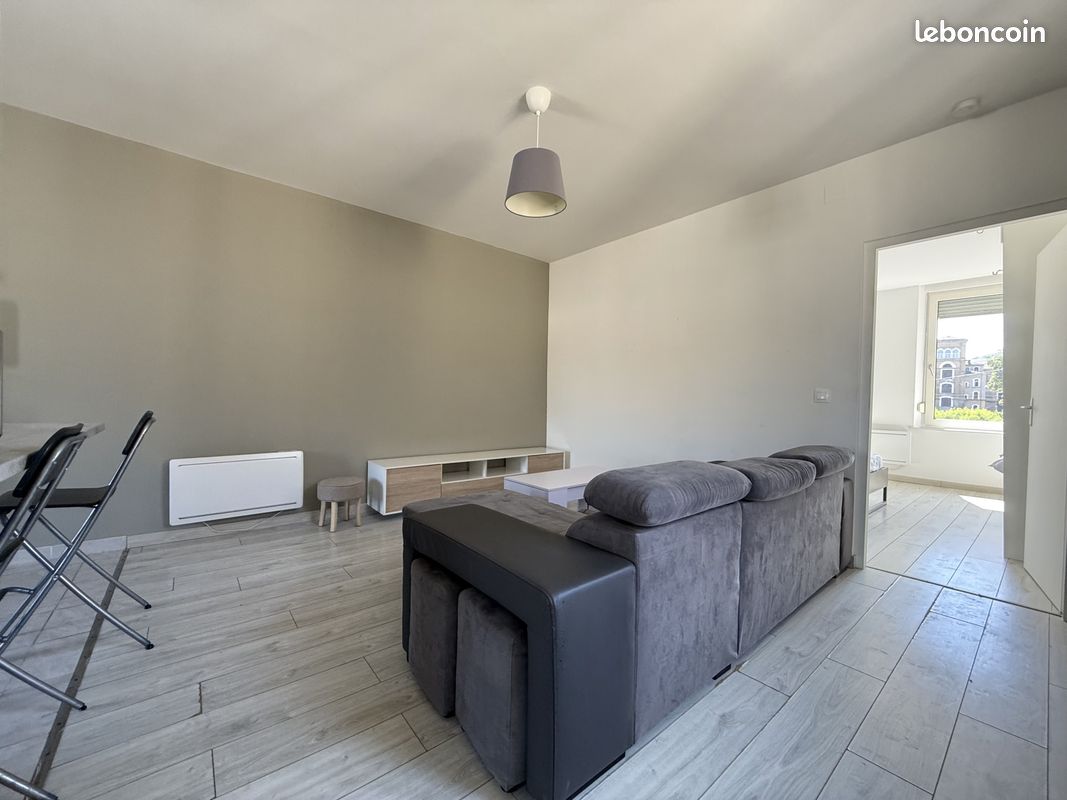 Appartement 2 pièces 43 m² · à Metz · 43 m² · 700 €