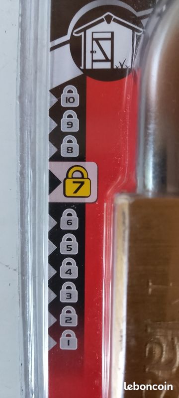 Cadenas Master Lock à code 4 chiffres neuf (image 2)