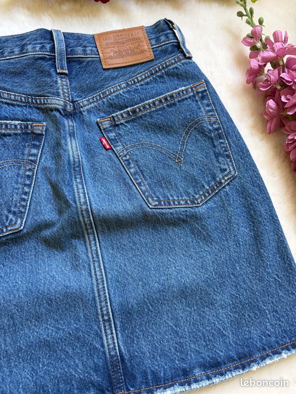 Jolie jupe Levi’s neuve T.34 (image 7)