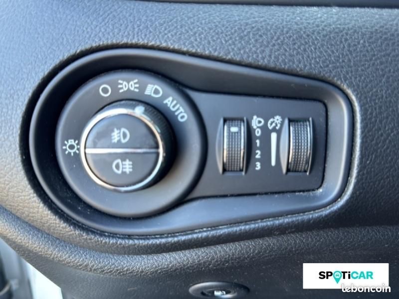 Jeep Renegade 1.3 Turbo T4 190ch PHEV 4xe S BVA6 eAWD (image 25)