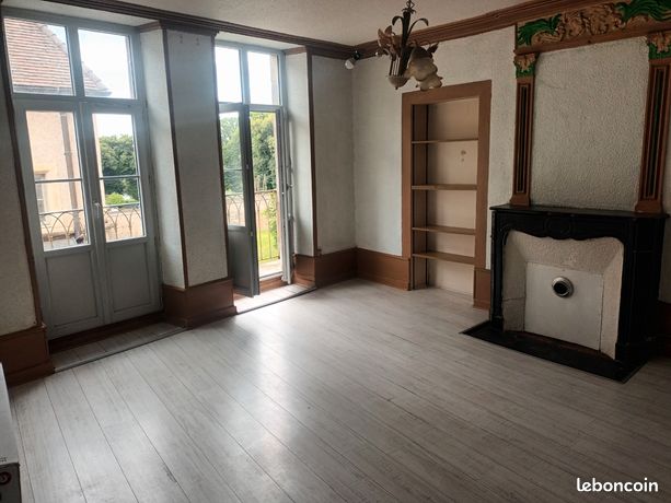 Duplex 3 chambres proche nodier 88m2