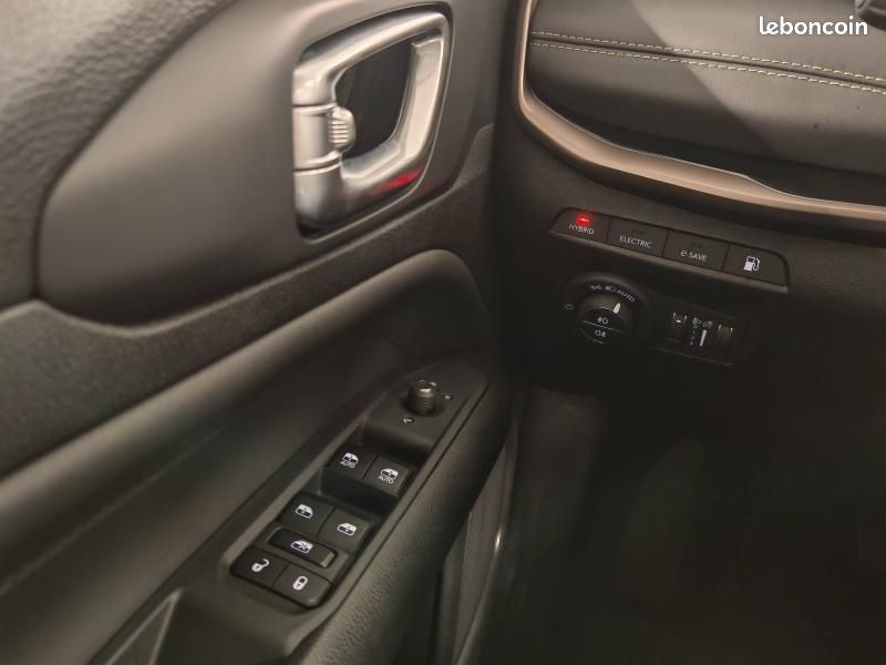 Jeep Compass 1.3 Turbo T4 240ch PHEV 4xe Upland AT6 eAWD (image 18)