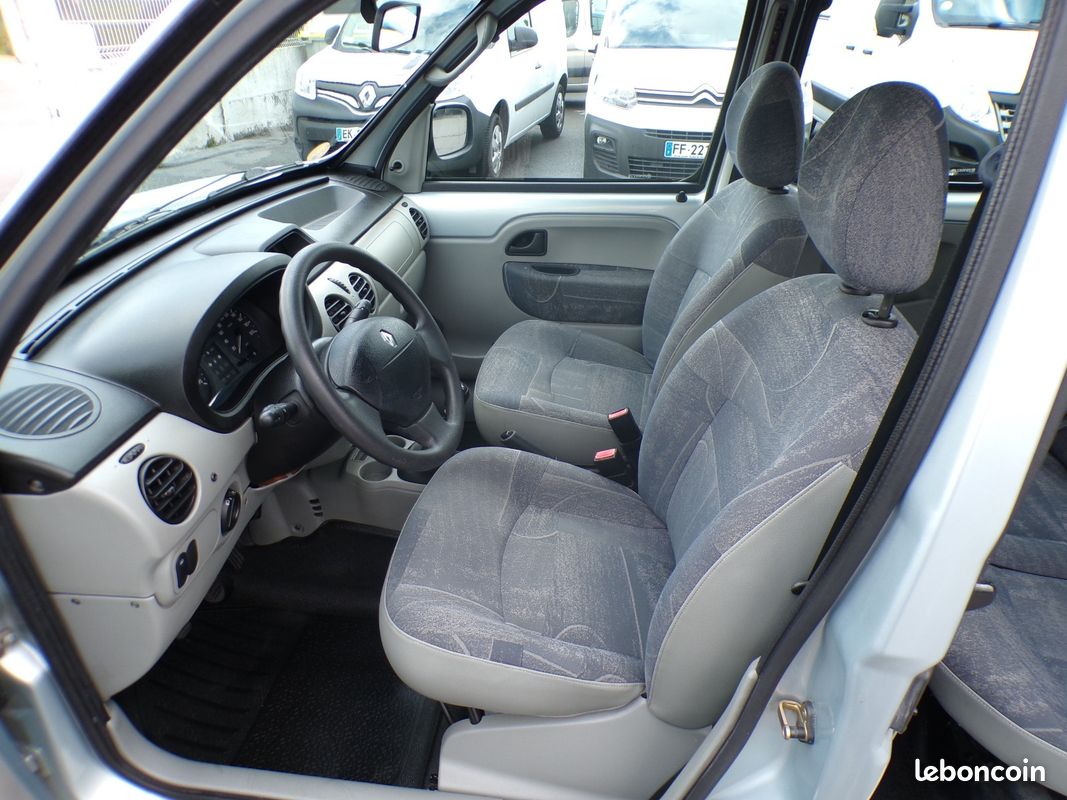 RENAULT KANGOO 1.2 16V Expression (image 5)
