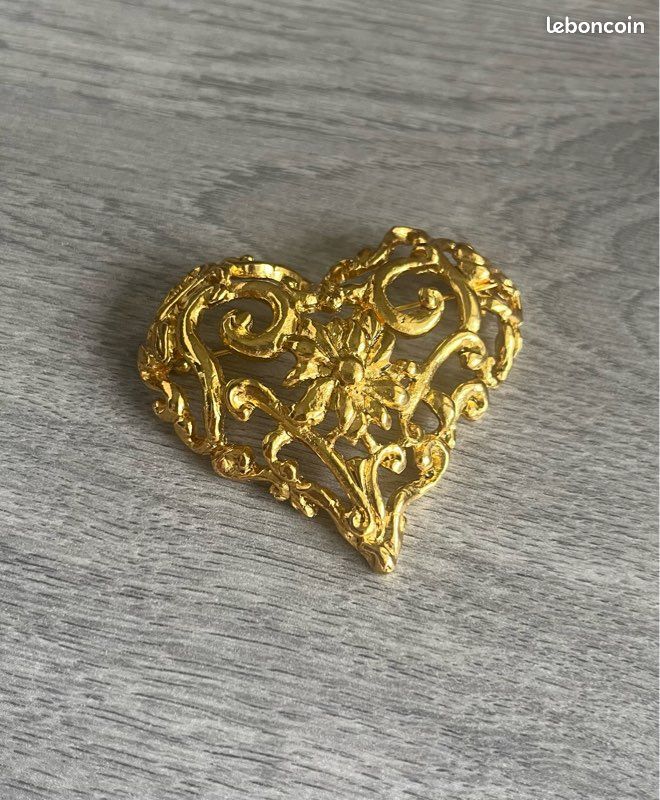 Broche Christian Lacroix (image 1)