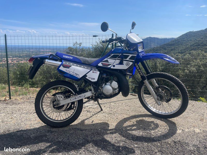 Moto 125 Dt - Motos