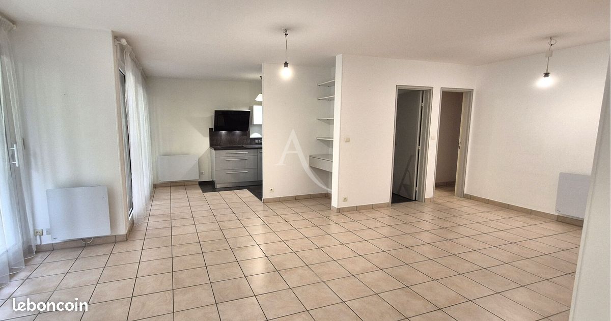 Appartement a louer bourg-en-bresse - 3 pièce(s) - 81 m2 - Surfyn