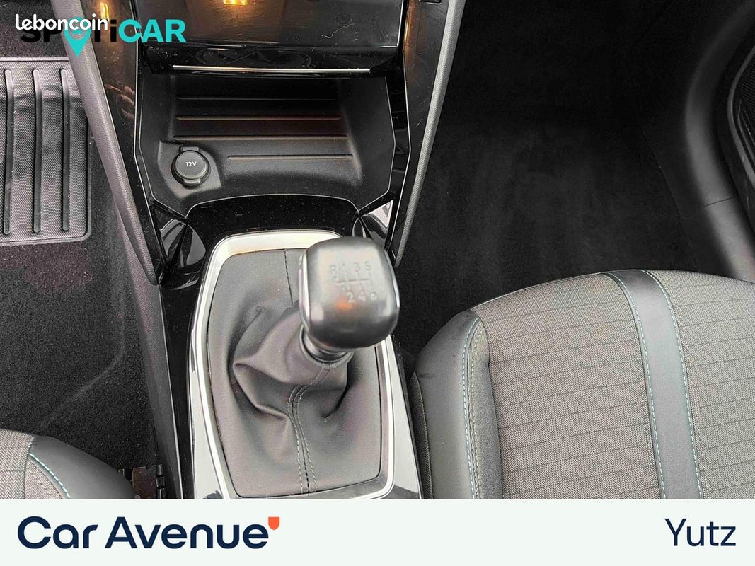 PEUGEOT 208 PureTech 100 S&S BVM6 Allure Pack (image 15)