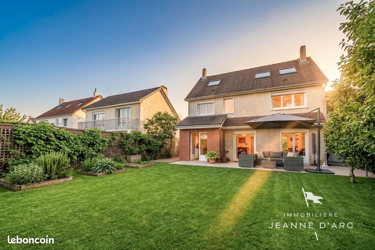 Maison 7 pièces 190 m² · à Les Loges-en-Josas · 190 m² · 849 000 €