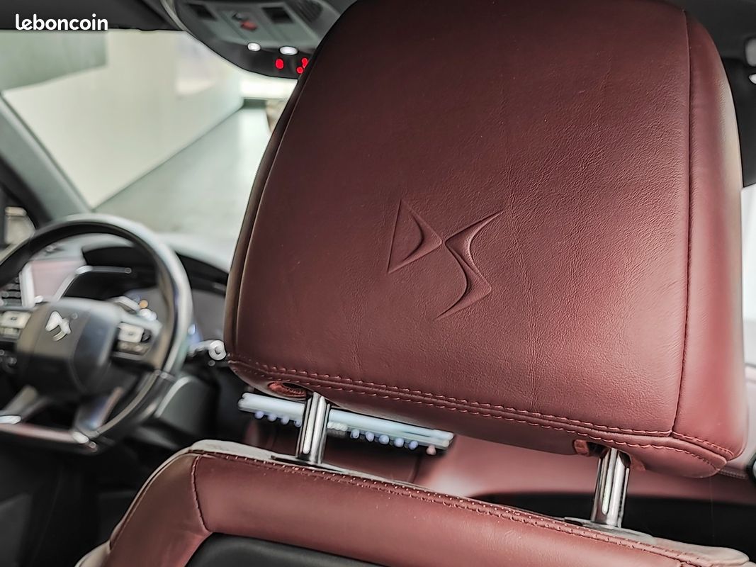 DS 7 CROSSBACK Hdi 180 EAT8 EDITION LA PREMIERE / HIFI FOCAL (image 12)