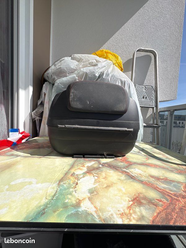 Top case piaggio 36 lt (image 2)