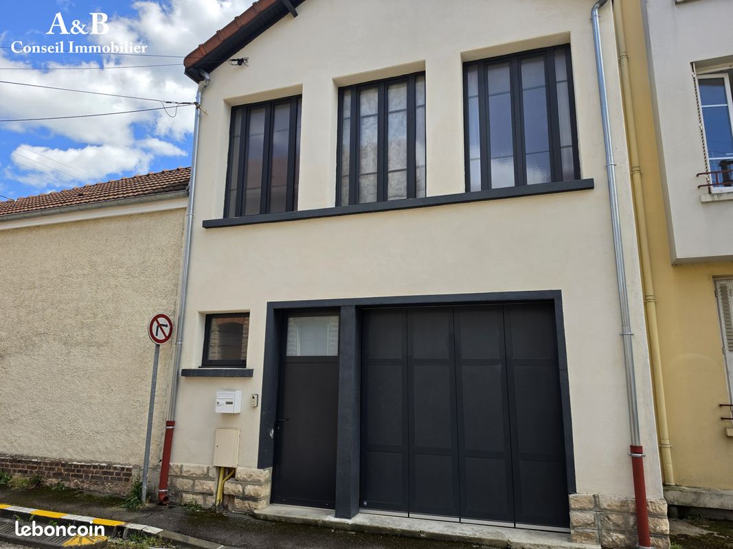 Maison 6 pièces 168 m² · à Sainte-Savine · 168 m² · 308 000 €