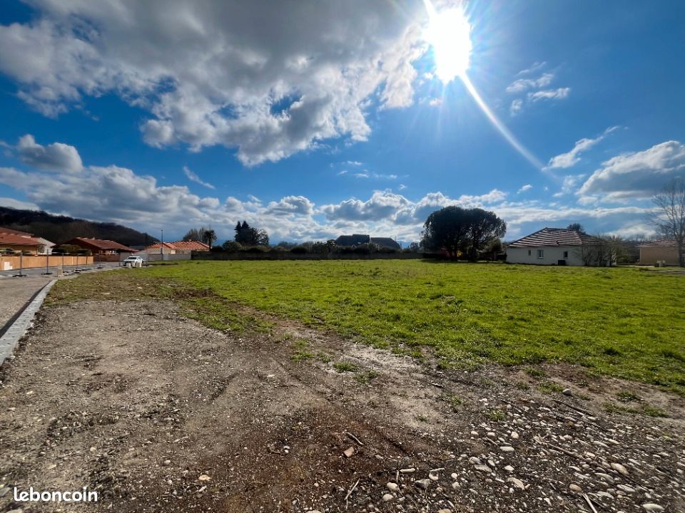 Terrain 517 m² · à Juillan · 62 000 €