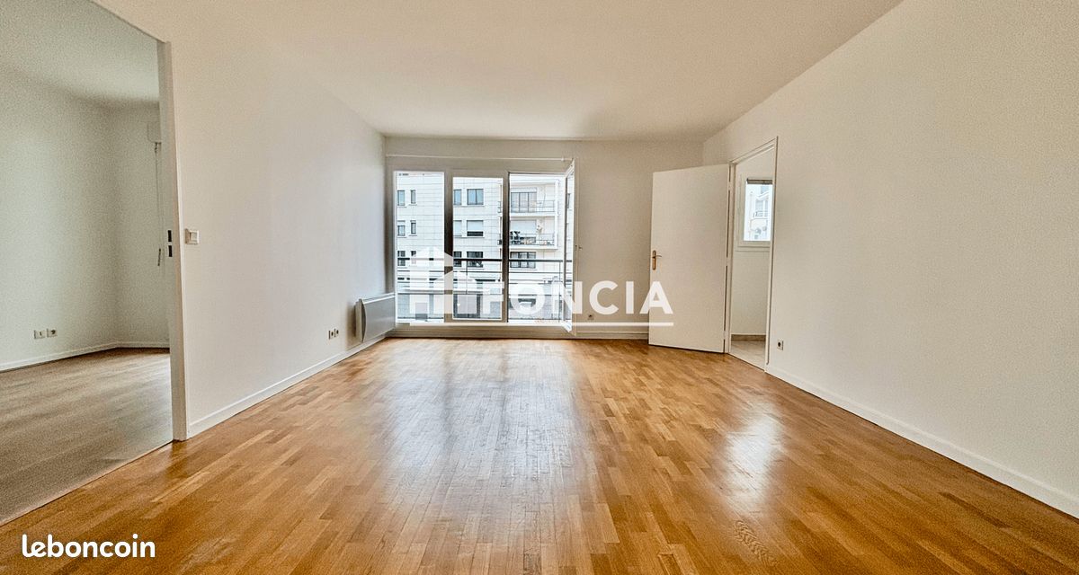 Appartement 2 pièces 45 m² · à Saint-Cyr-l'École · 45 m² · 958 €/mois