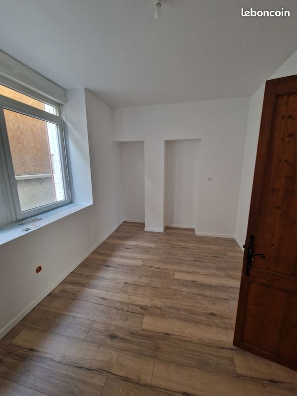 Appartement a louer pontarlier - 2 pièce(s) - 45 m2 - Surfyn