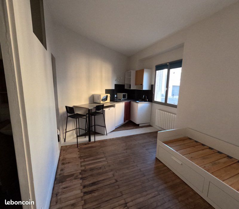 Appartement 1 pièce 18 m² · à Nantes · 18 m² · 550 €/mois